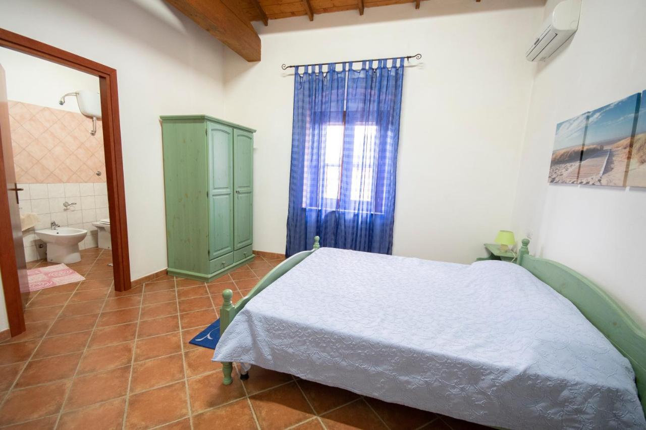 Is Cuccus Bed & Breakfast Masainas ภายนอก รูปภาพ